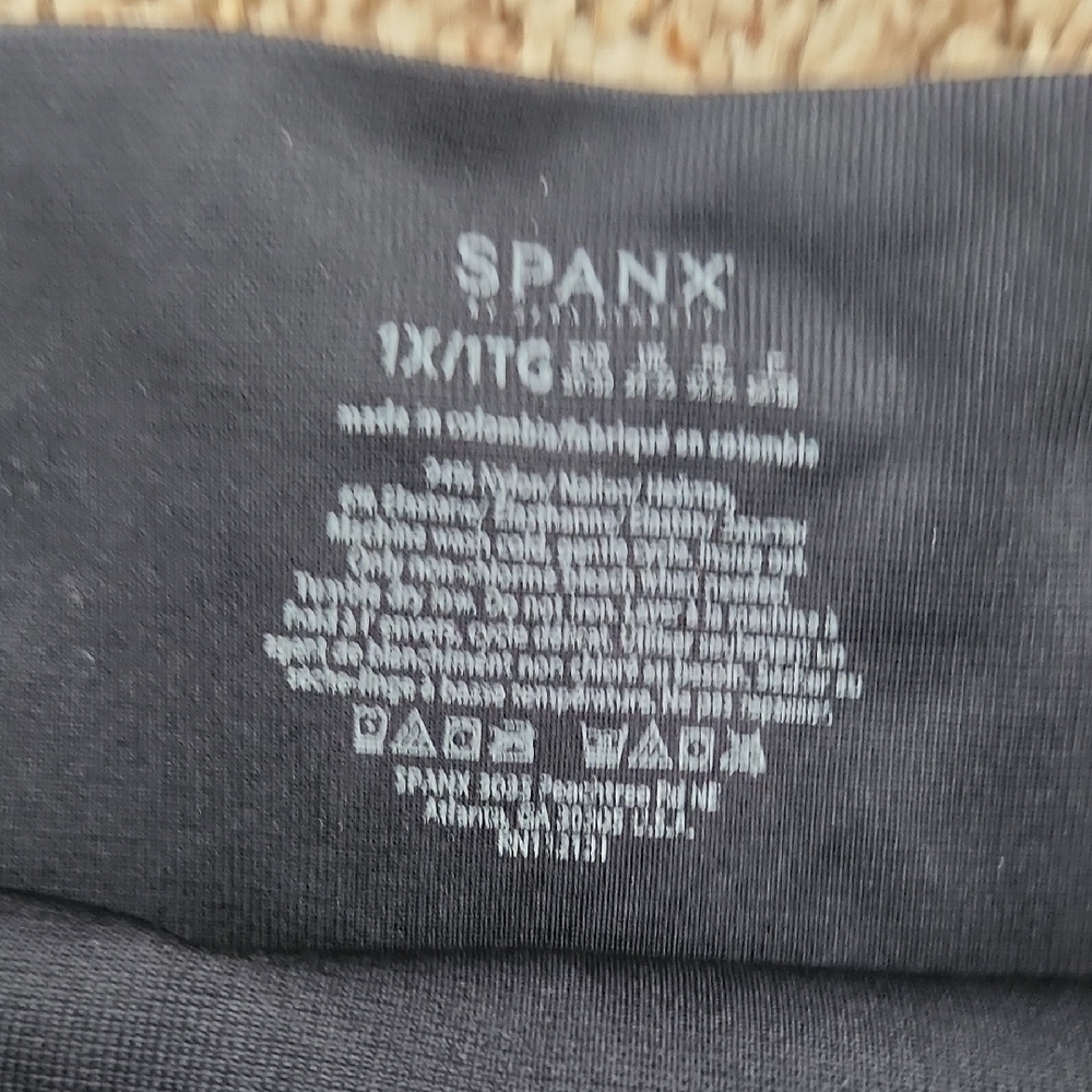 SPANX Black High-Waisted Leggings - Picture 2 of 5